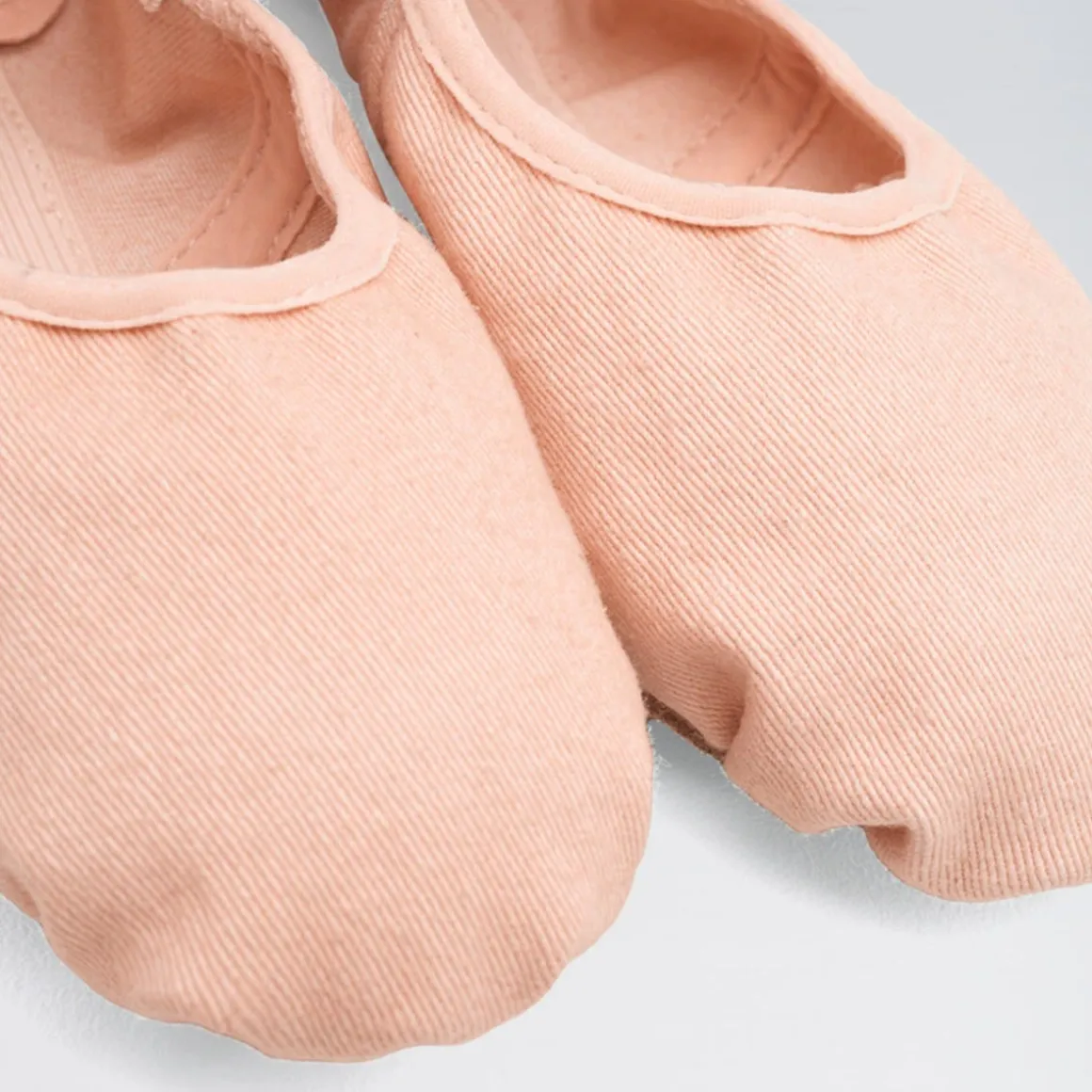 Bloch Canvas Infinity Stretch Ballet Shoe